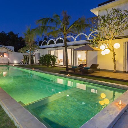 Villa Hasian Jimbaran Εξωτερικό φωτογραφία